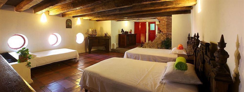 Hotel Casa Calamari 3*