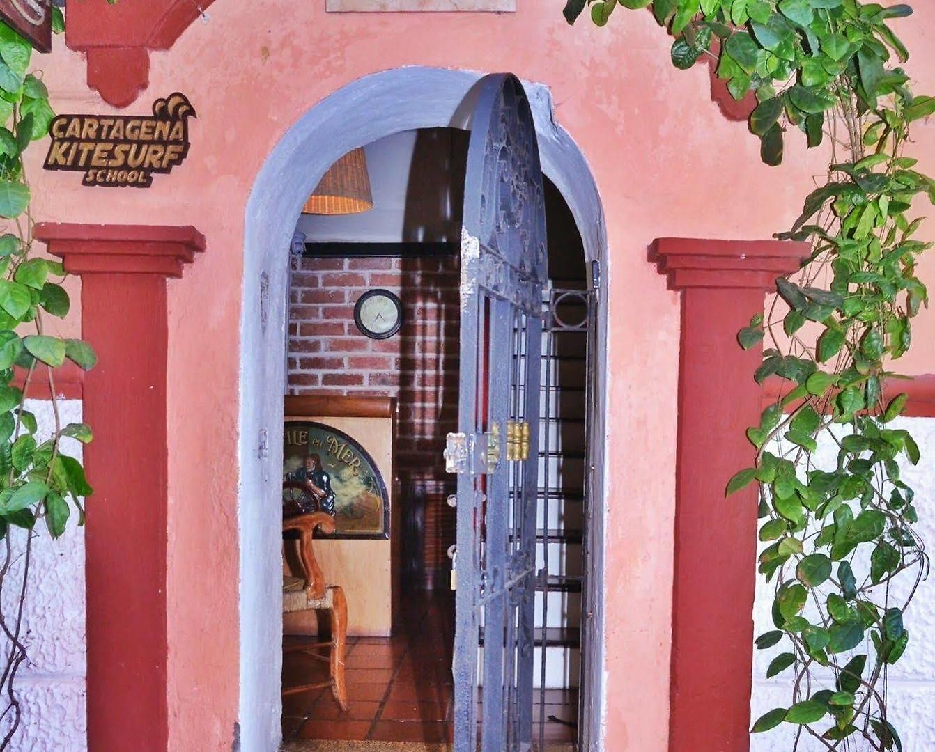 Casa Calamari Hotel 3*