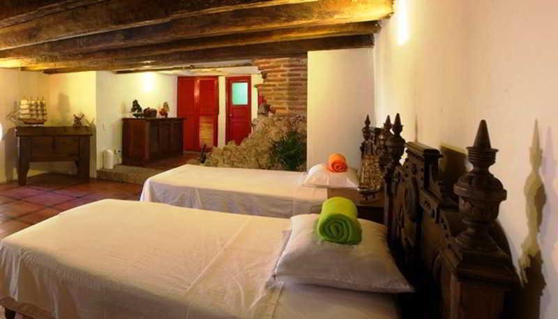 Hotel Casa Calamari 3*