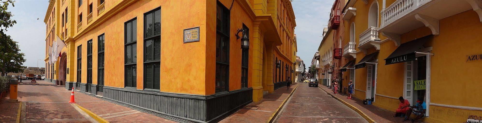 Casa Calamari Hotel 3*