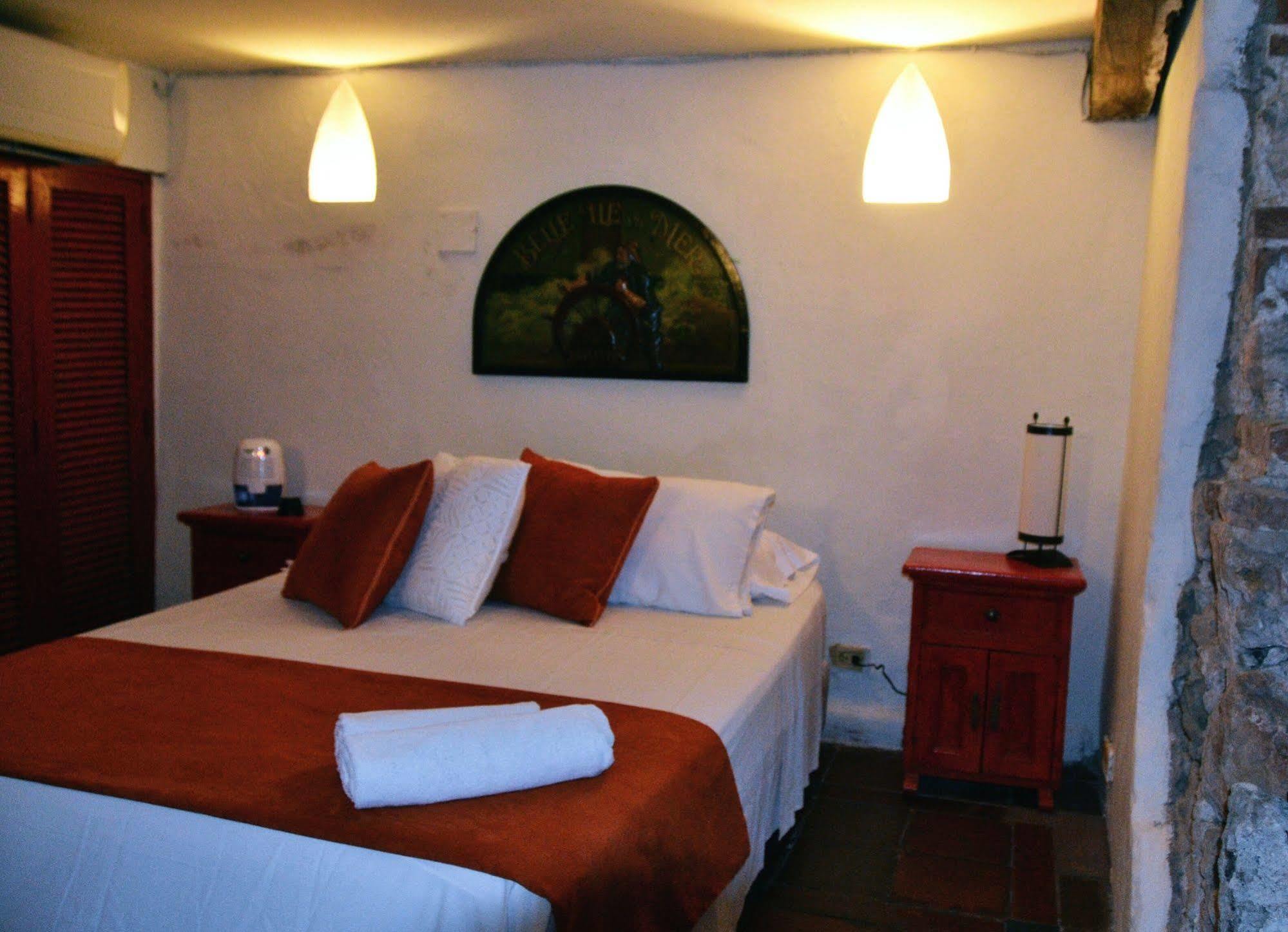 Hotel Casa Calamari 3*